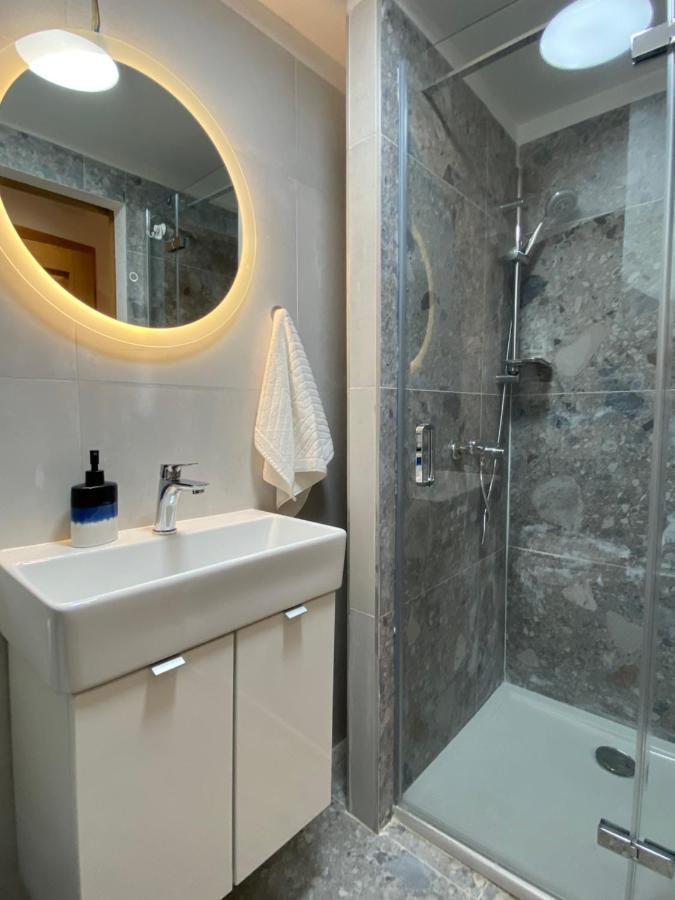 House Malena - Rooms Вис Экстерьер фото